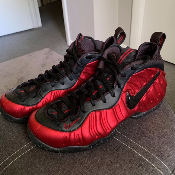 nike air foamposite university red